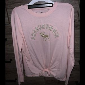 Abercrombie Kids ~ light pink w/ white & gold logo ~ knotted bottom~ worn once